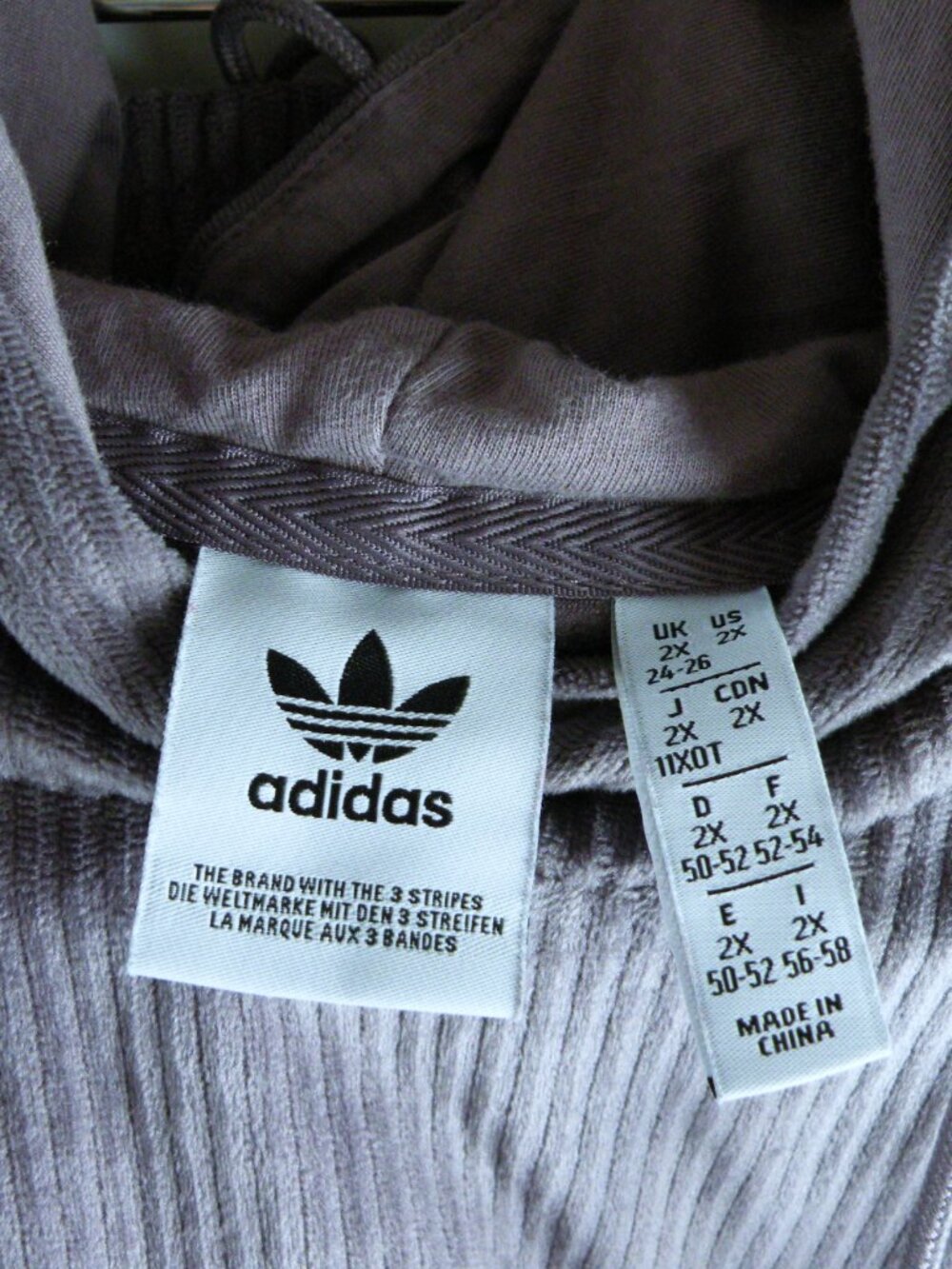 Adidas 3 Stripes track suit Velvet Hoodie Jogger pants Womens 2X - Picture 10 of 10
